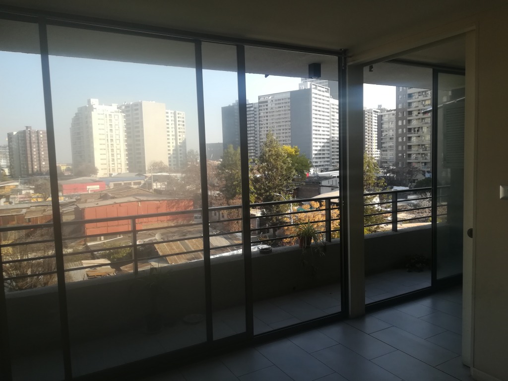 SE ARRIENDA CON TERRAZA EN CONSTANTINO 54 1D 1B