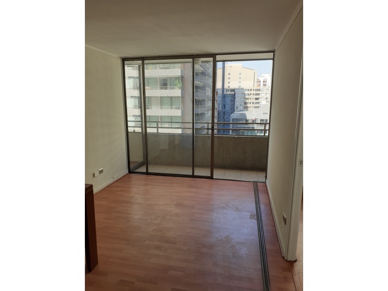 SE VENDE DEPTO TIPO MARIPOSA DE 2D Y 2B CON EST. Y BOD.EN AMUNATEGUI, SANTIAGO CENTRO